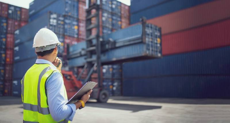 Transport de conteneurs